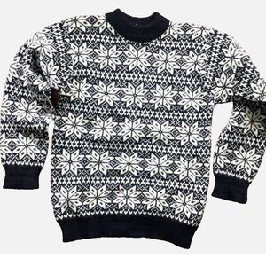 Vintage Western Isles Wool Hand Knit SKI Sweater Jumper Nordic Black Snowflake S